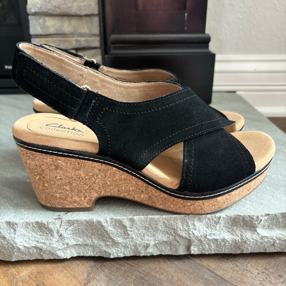Clarks Giselle Cove Black Suede Sling Back Cushion Wedge Sandals Women Size 10W - Picture 3 of 14